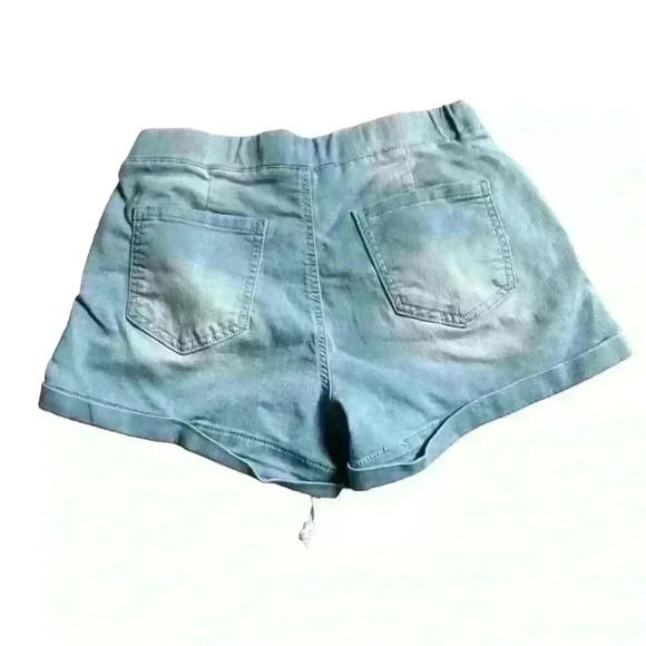 Short Jeans - Picture 6 of 9